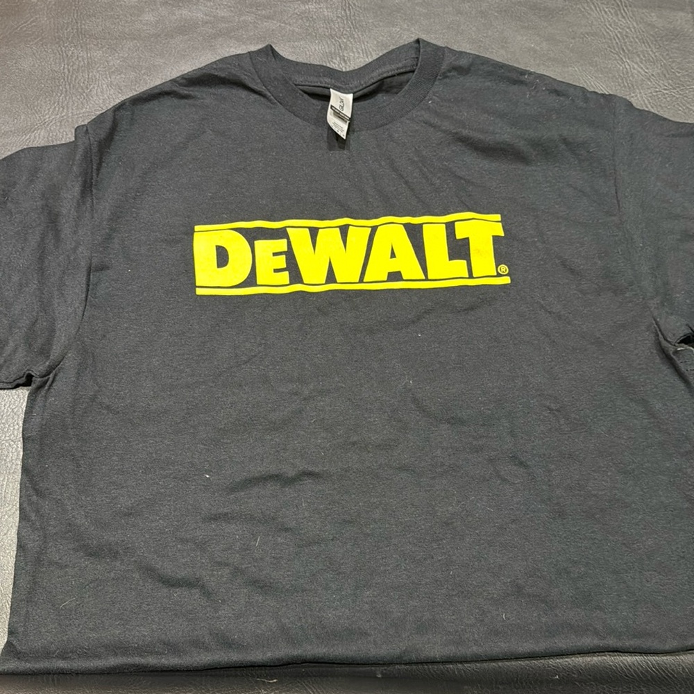 DeWalt T Shirt - NWOT